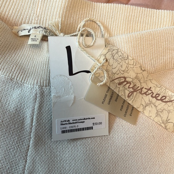 Mystree ArtWalk Blocked/Orange/Blue shorts. Size large - Picture 4 of 5